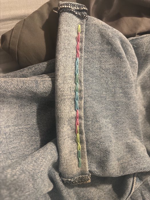 Close-up of the hem stitching